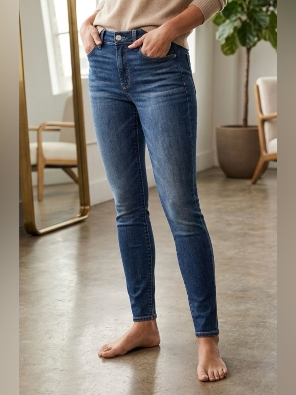 AMERICAN EAGLE Hi-Rise Jegging | Next Level Stretch | Size 8